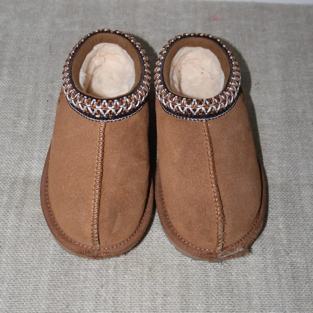 UGG Tazz Slippers Chestnut Toddler Kids Size 10 Brown Suede Shoes Platform